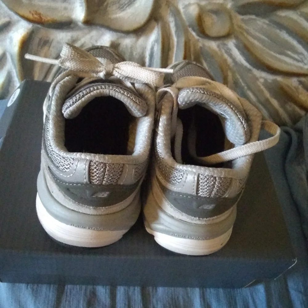 New Balance Toddlers - Picture 2 of 4